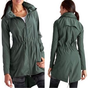 ATHLETA Drippity Dark Green Lightweight Hooded Rain Jacket Windbreaker Sz XXS